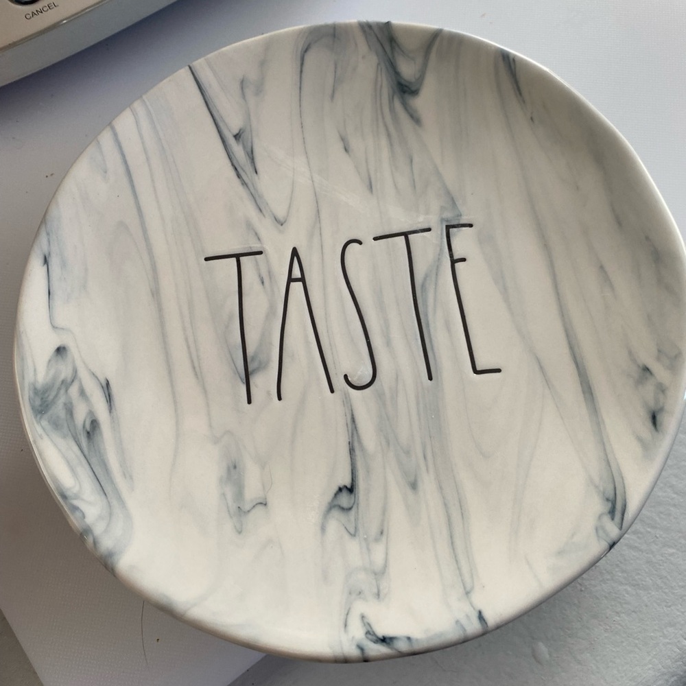 Rae Dunn Marble-Pattern 'TASTE' Decorative Salad/Dessert Plate
